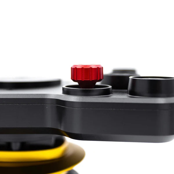 Quick release steering wheel kit for BMW M and Toyota GR Supra by MADtrace®- racing 