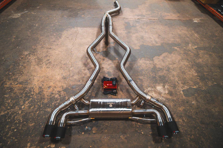 A valved sport exhaust system for BMW G20/G22/G26 M340i/M440i made from T304 stainless steel, featuring dual pneumatic actuated valves and a 3.5-inch midpipe.