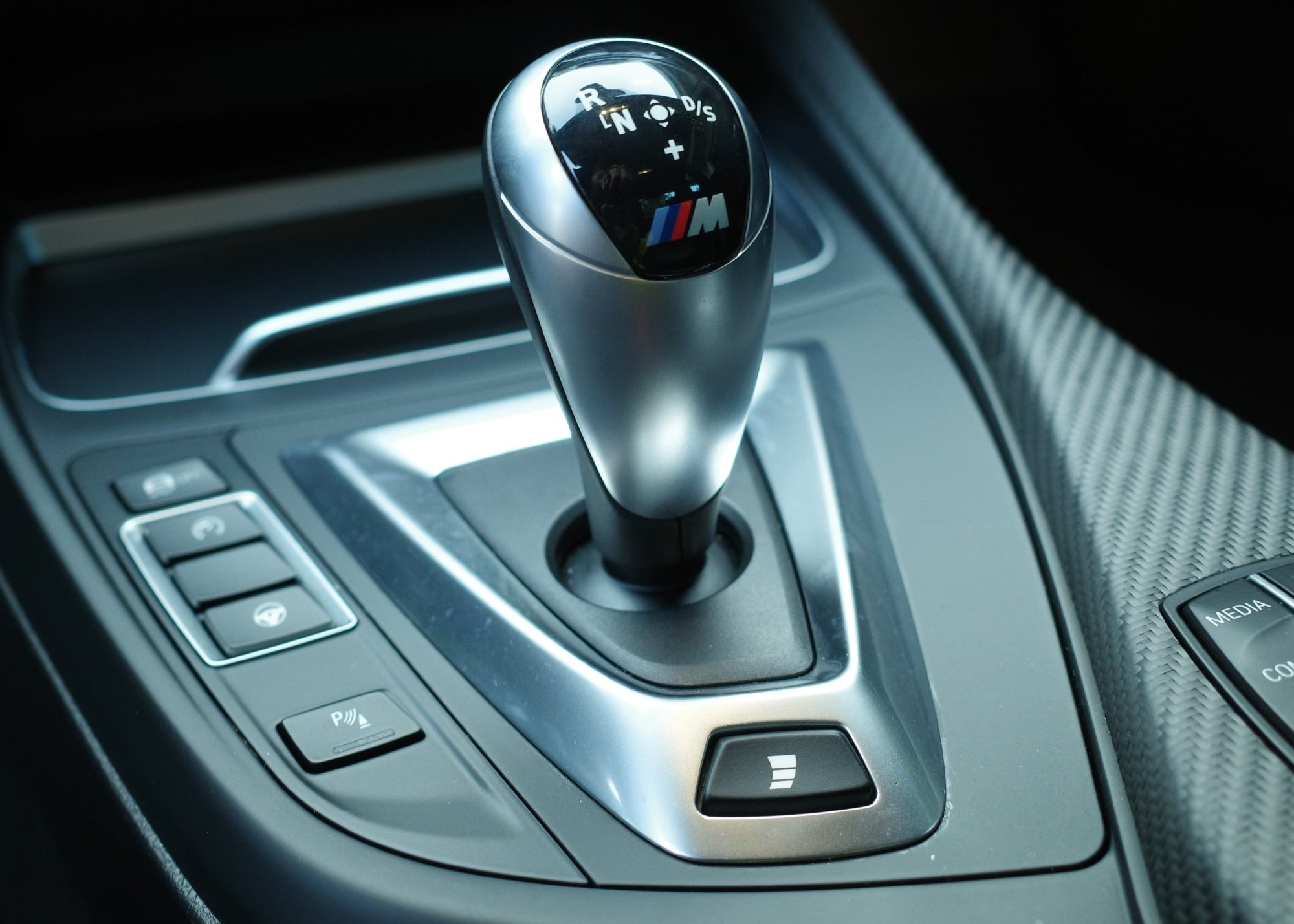 carbon interior and accessories for bmw 