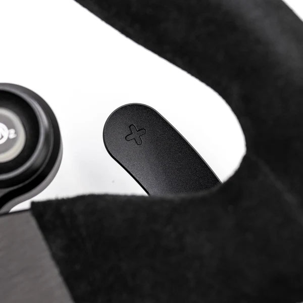 Close-up of magnetic paddle shifters on Madtrace® DCT module
